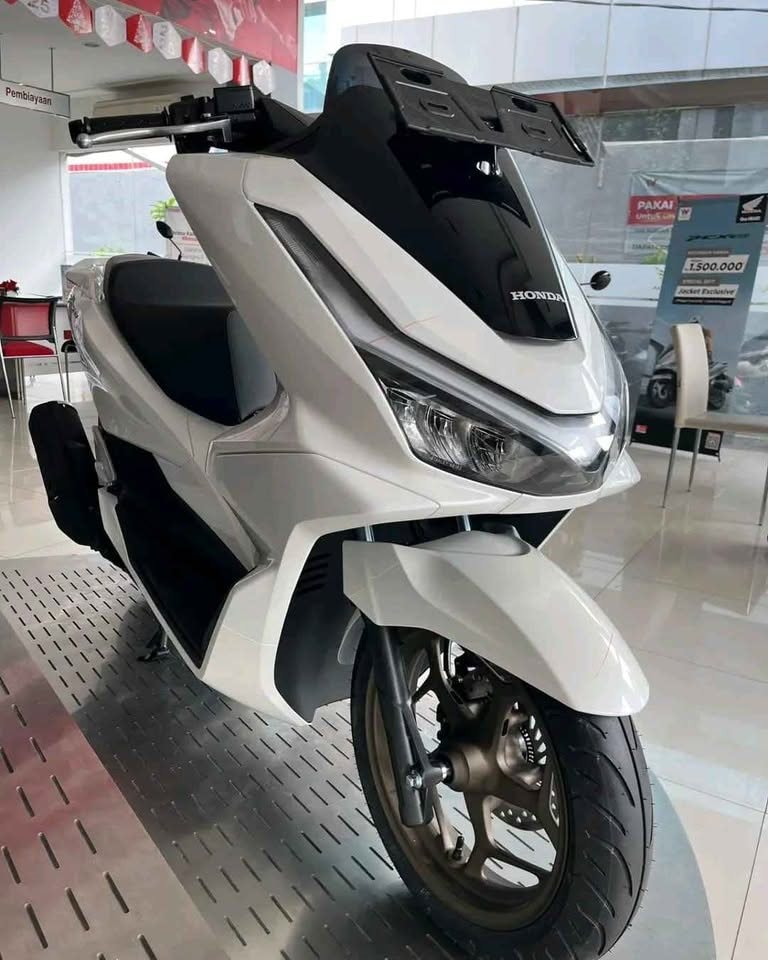Xe ga 160cc của Honda về đại lý: Nâng cấp loạt trang bị, ăn 2,1lít/100km- Ảnh 5.