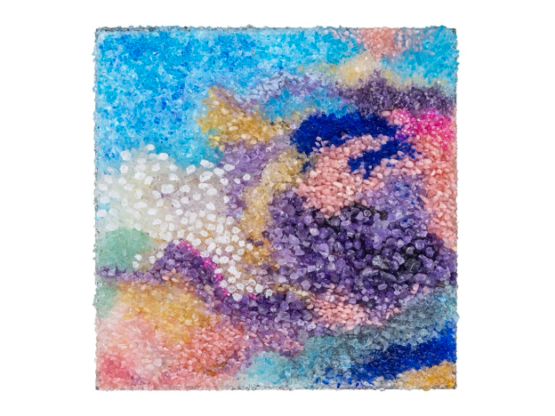 Dùng thủy tinh tái chế cho tác phẩm nghệ thuật, triển lãm của một nghệ sĩ Việt đang thu hút giới tinh hoa Monaco- Ảnh 4.