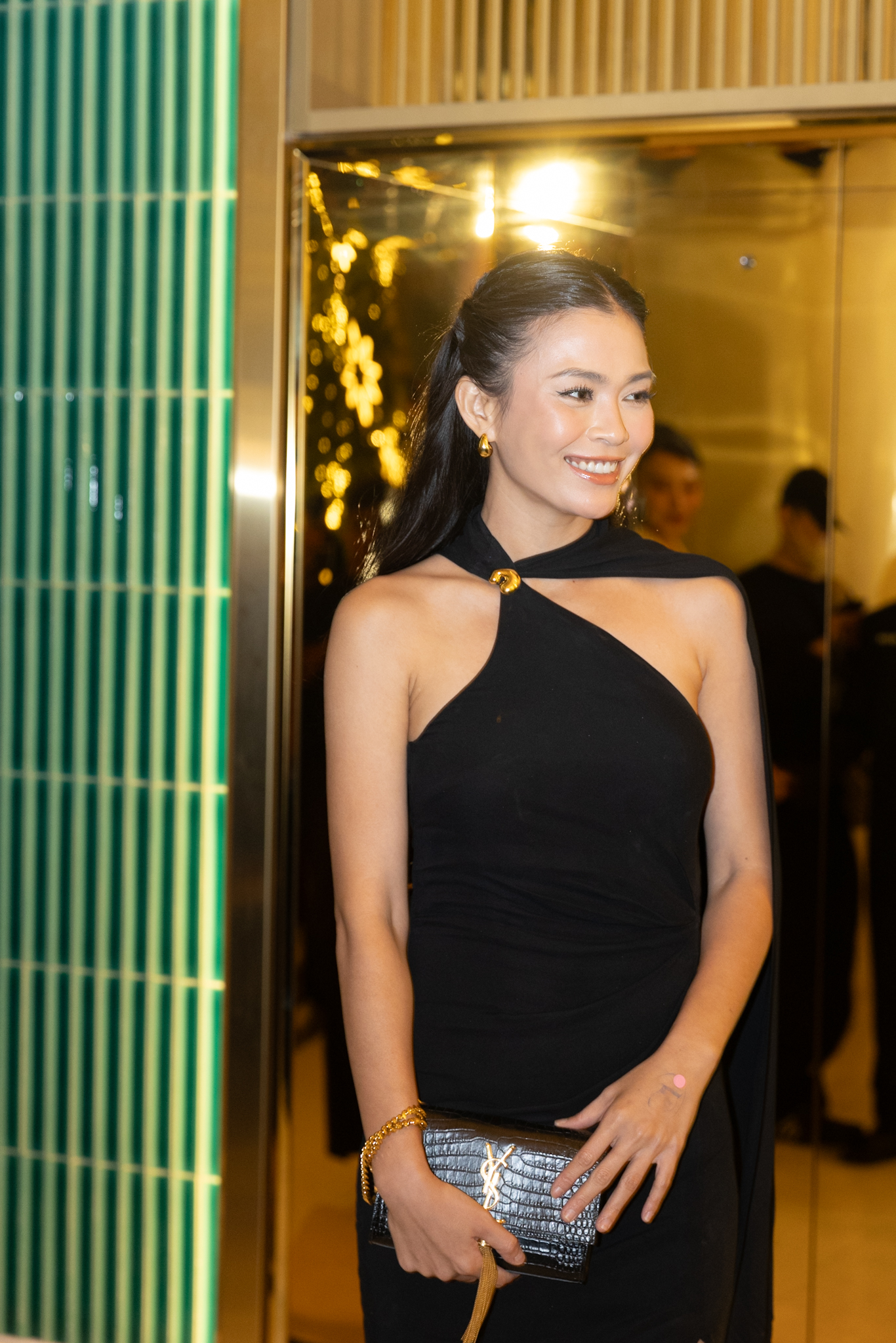 Vũ trụ Hoa hậu tại đám cưới Khánh Vân: Kim Duyên góp mặt giữa tin đồn nghỉ chơi, Kỳ Duyên - Thiên Ân cực slay- Ảnh 9.