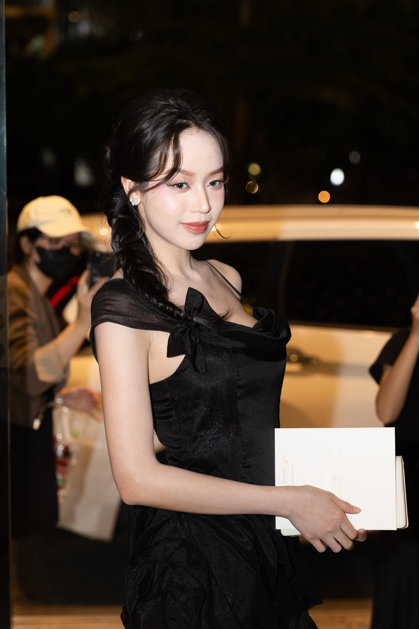 Vũ trụ Hoa hậu tại đám cưới Khánh Vân: Kim Duyên góp mặt giữa tin đồn nghỉ chơi, Kỳ Duyên - Thiên Ân cực slay- Ảnh 4.