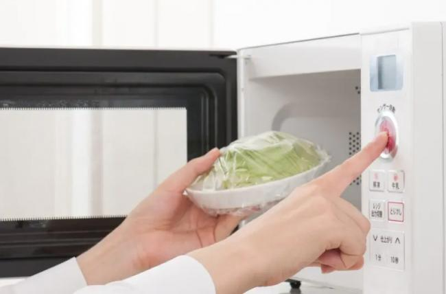 5 loại thực phẩm hâm nóng trong lò vi sóng vừa mất chất dinh dưỡng lại gây ngộ độc- Ảnh 1. 5 loại thực phẩm hâm nóng trong lò vi sóng vừa mất chất dinh dưỡng lại gây ngộ độc- Ảnh 1.