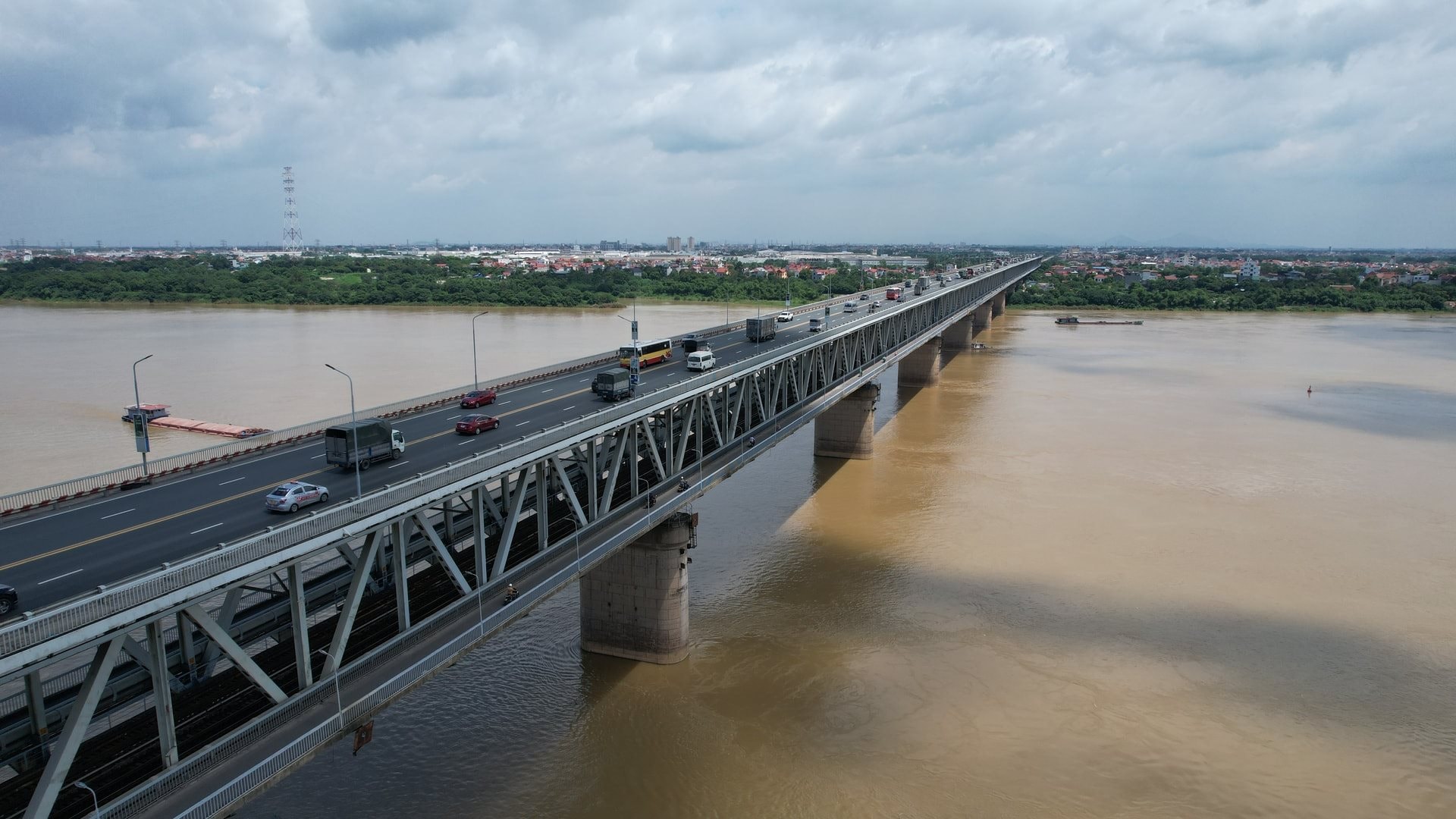 Tổng công ty có cổ phiếu tăng trần 6 phiên liên tiếp: Trúng thầu nhiều công trình 'biểu tượng' tại Việt Nam, doanh thu nghìn tỷ nhưng lãi mỏng, SCIC chuẩn bị thoái sạch vốn- Ảnh 2.