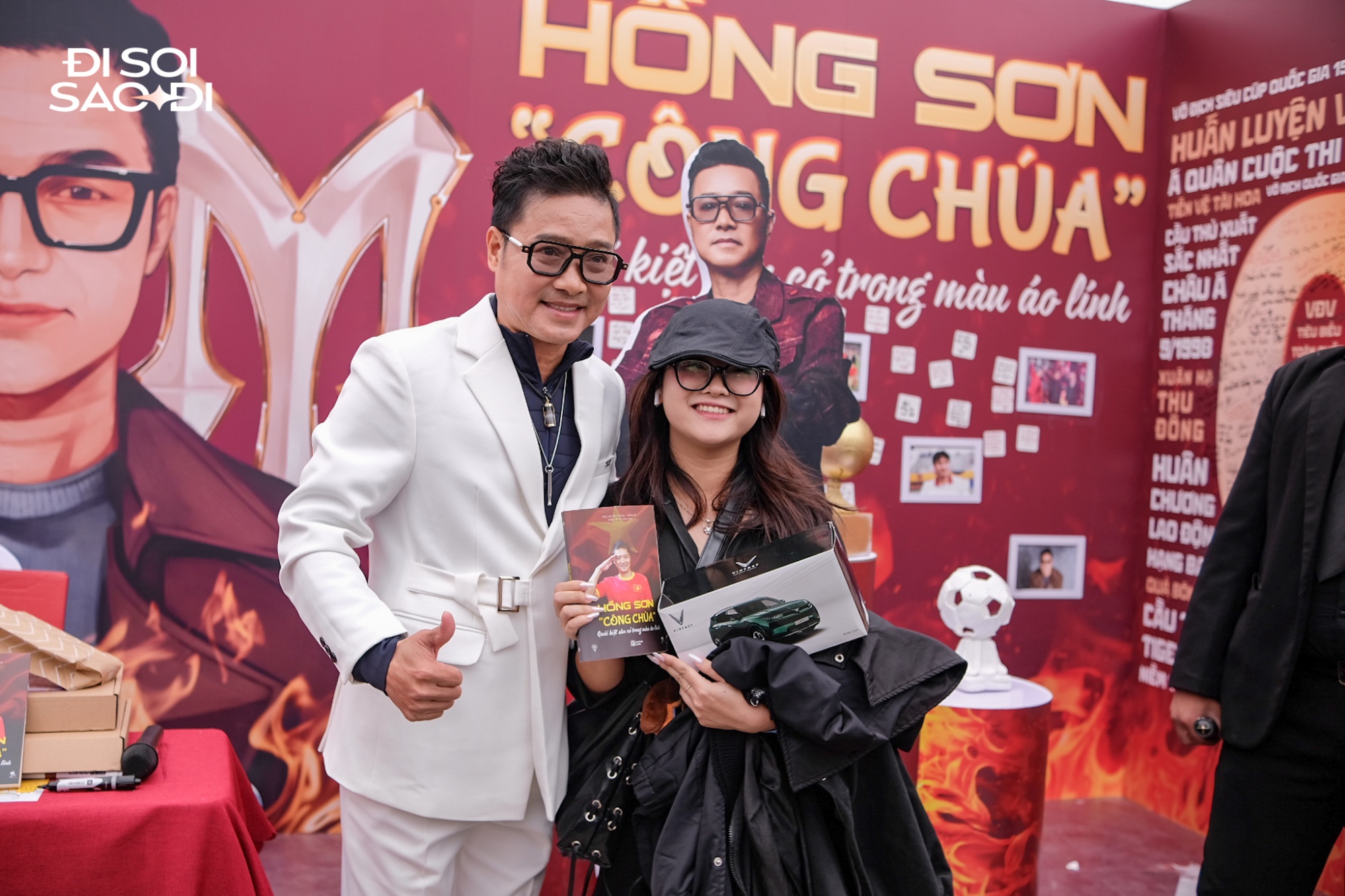 Trước giờ G concert Anh Trai Vượt Ngàn Chông Gai D-3: Fan gào thét khi thấy dàn anh tài dưới trời giá rét, không khí vui như đi "trẩy hội"- Ảnh 6.