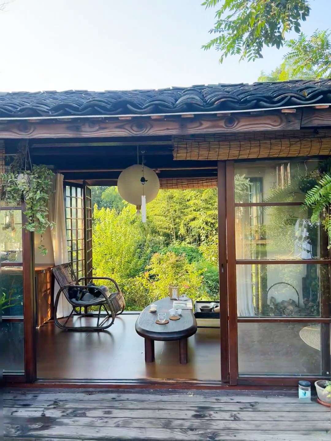 Muốn sống 1 mình thư giãn, chàng trai 30 tuổi bỏ phố về quê nghỉ hưu sớm: Chi 1,7 tỷ đồng xây nhà và khu vườn ngập hoa như phim hoạt hình- Ảnh 16. Muốn sống 1 mình thư giãn, chàng trai 30 tuổi bỏ phố về quê nghỉ hưu sớm: Chi 1,7 tỷ đồng xây nhà và khu vườn ngập hoa như phim hoạt hình- Ảnh 16.