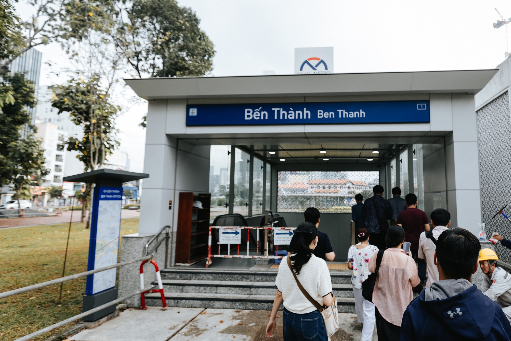 Ngỡ ngàng khung cảnh bên trong Metro số 1 trong những ngày người dân được trải nghiệm: "Còn hơn trong phim"- Ảnh 5.