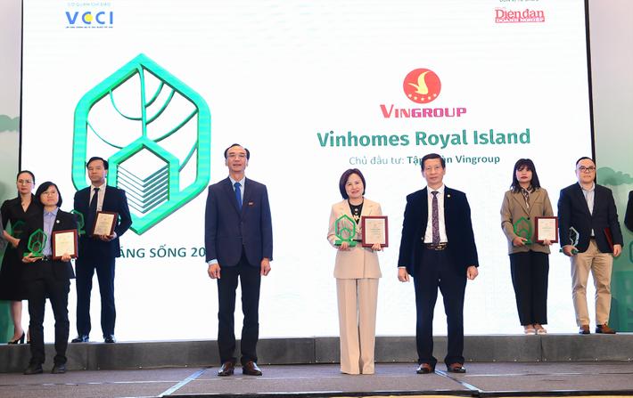 Vinhomes Royal Island đảo Vũ Yên: Điểm hút thị trường miền Bắc- Ảnh 1.