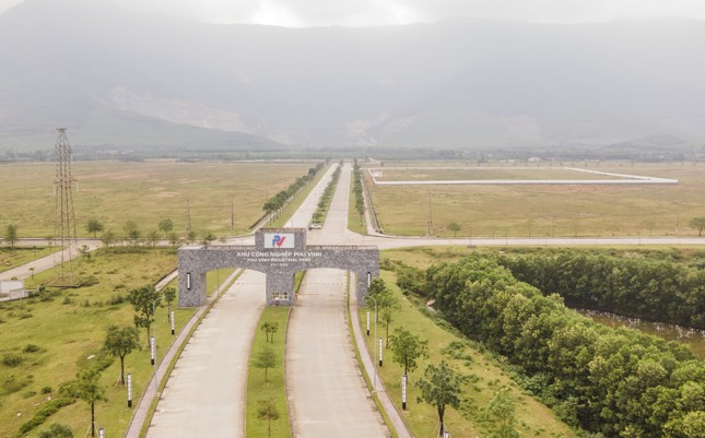 Nhiều dự án 'chết yểu' trong khu kinh tế Hà Tĩnh, chủ tịch tỉnh chỉ rõ trách nhiệm- Ảnh 2.