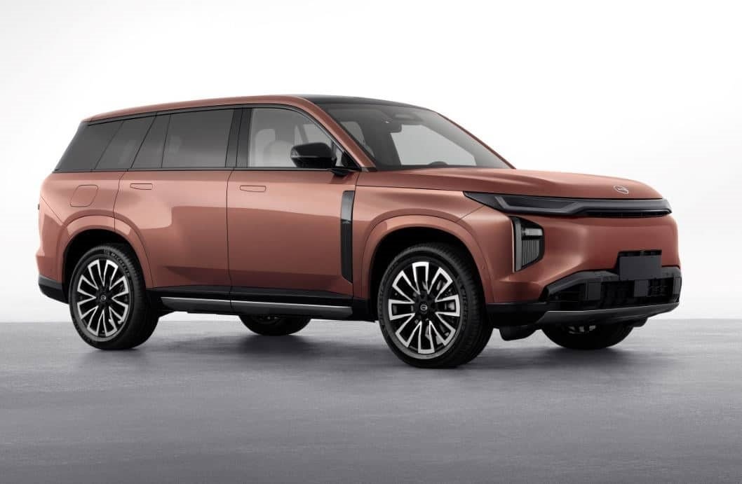 Tân binh SUV điện thiết kế đẹp như Range Rover: Sở hữu dải đèn dài 2,6 m đẹp mắt, phạm vi hoạt động ấn tượng hơn 1.000km- Ảnh 1.