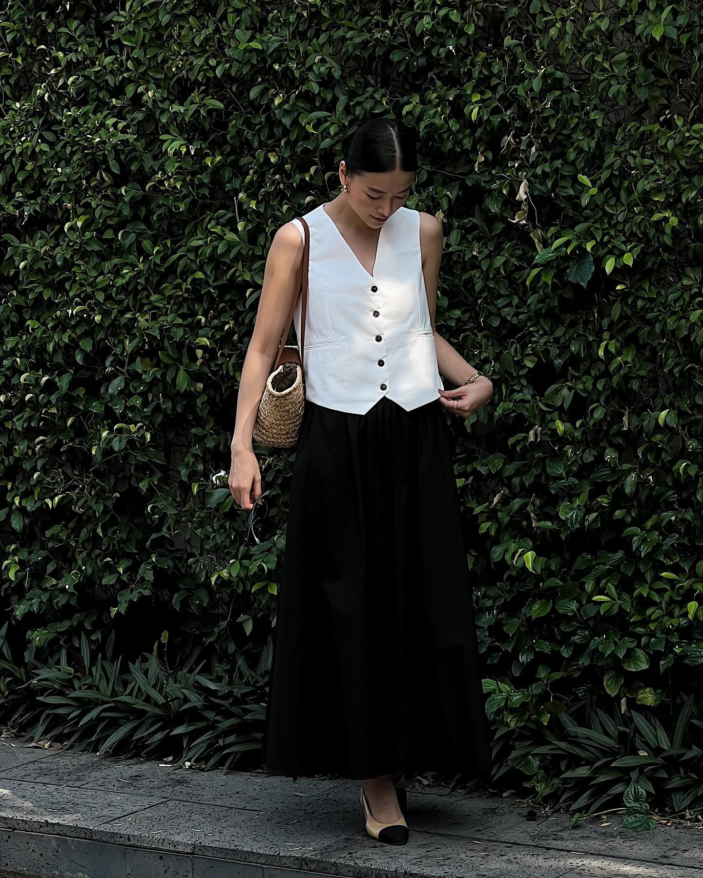 Người đẹp Việt đầu tiên giành vương miện "big 4": Cắt tóc ngắn càng thêm sang, street style đẹp mê mẩn- Ảnh 6. Người đẹp Việt đầu tiên giành vương miện "big 4": Cắt tóc ngắn càng thêm sang, street style đẹp mê mẩn- Ảnh 6.