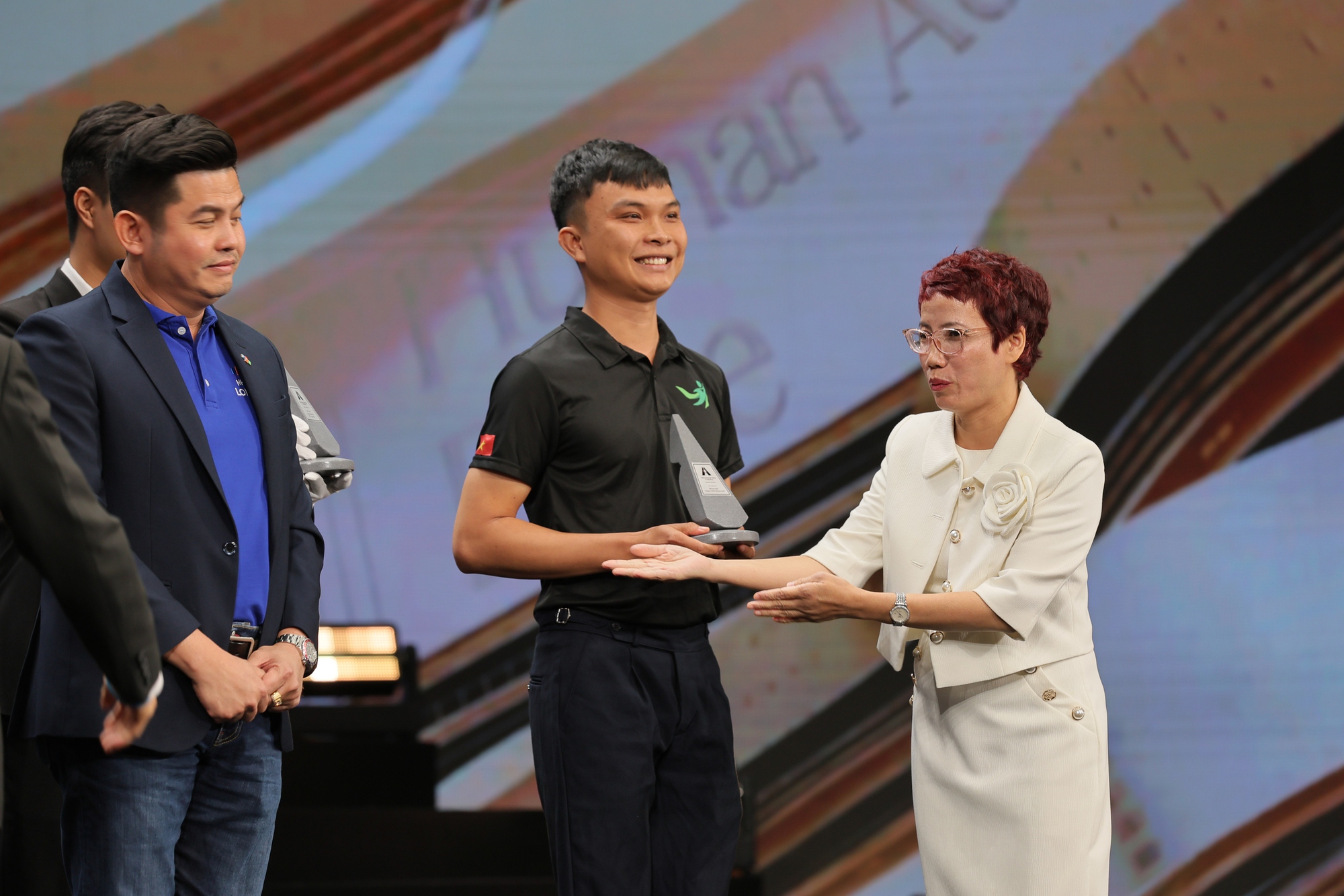 31 dự án được vinh danh tại Human Act Prize 2024: Một tinh thần Việt Nam hào sảng, để Việt Nam vươn mình mạnh mẽ- Ảnh 18.