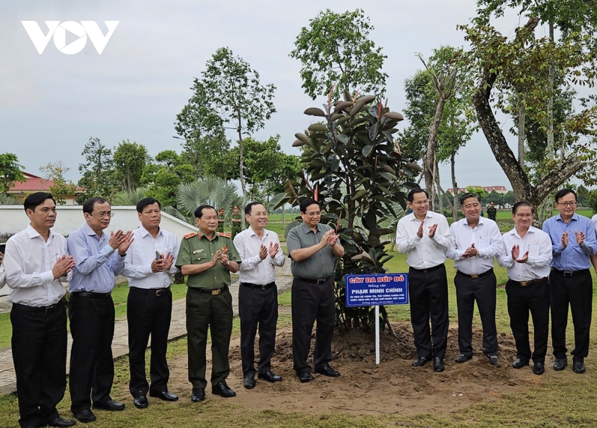 Thủ tướng: Đường sắt cao tốc Bắc - Nam sẽ kéo dài đến Cà Mau- Ảnh 7.