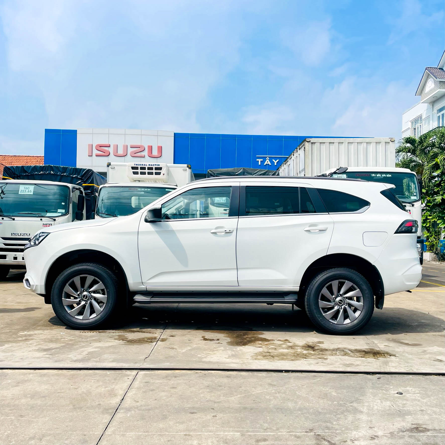 Isuzu mu-X lại xả kho: Giá giảm 240 triệu đồng, khởi điểm từ 1,01 tỷ, ngang Tucson, Sportage bản cao- Ảnh 6.