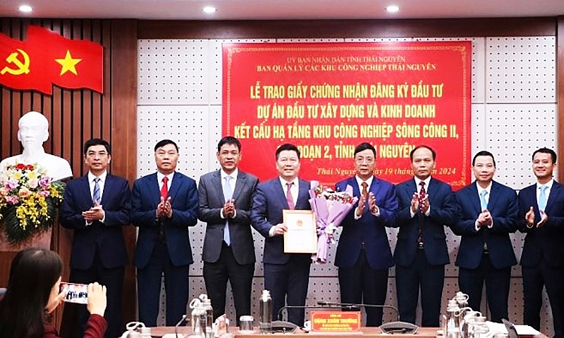 Làn sóng đầu tư đổ về KCN Sông Công II: Đất nền được hưởng lợi- Ảnh 1.