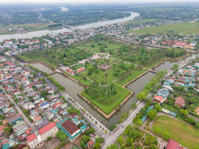 Xây dựng thị xã Quảng Trị hướng đến đô thị vì hòa bình- Ảnh 1. Xây dựng thị xã Quảng Trị hướng đến đô thị vì hòa bình- Ảnh 1.