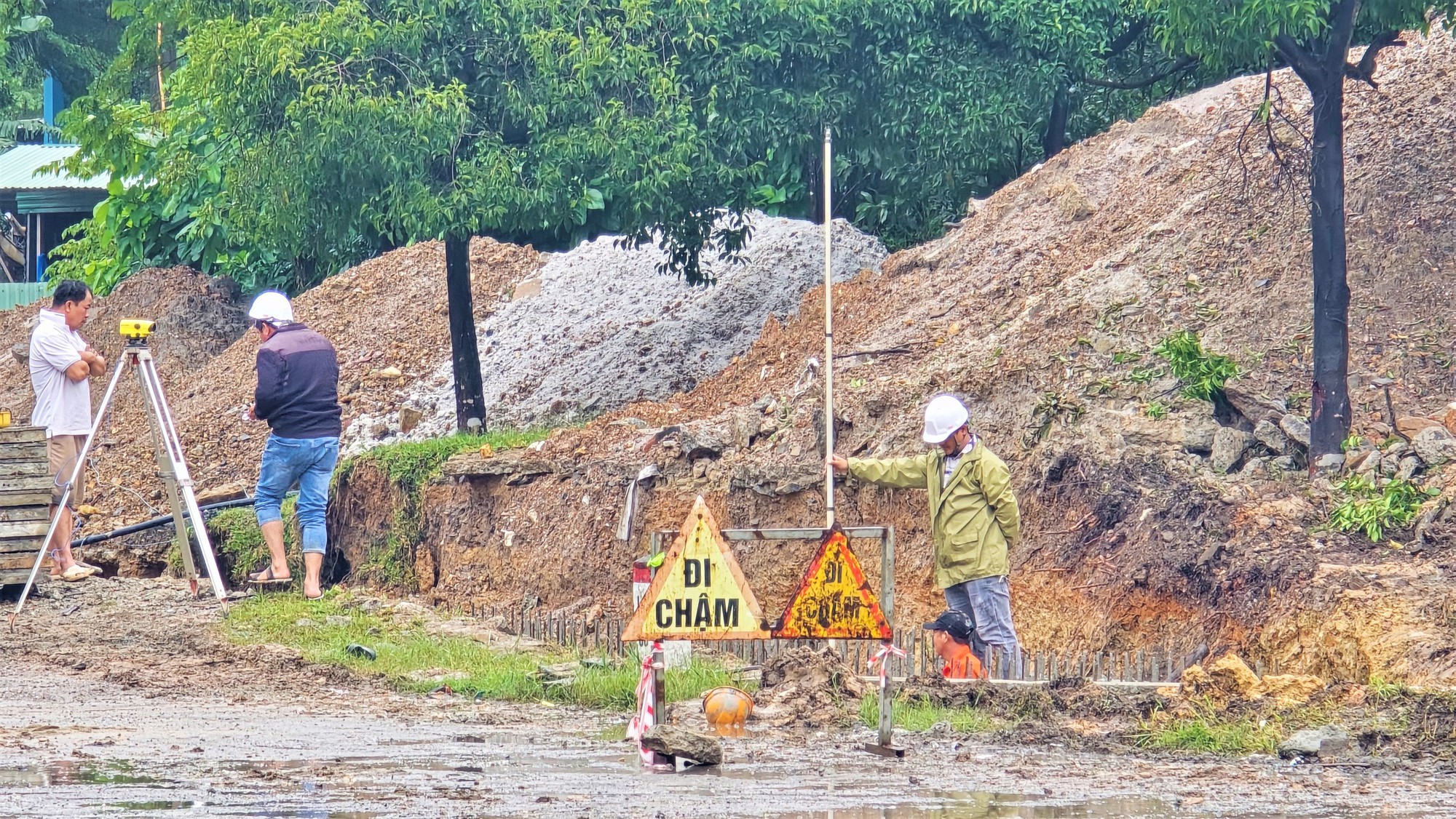 Hình ảnh "cận cảnh thi công" dự án giao thông hơn 788 tỉ đồng ở Đà Nẵng- Ảnh 1.