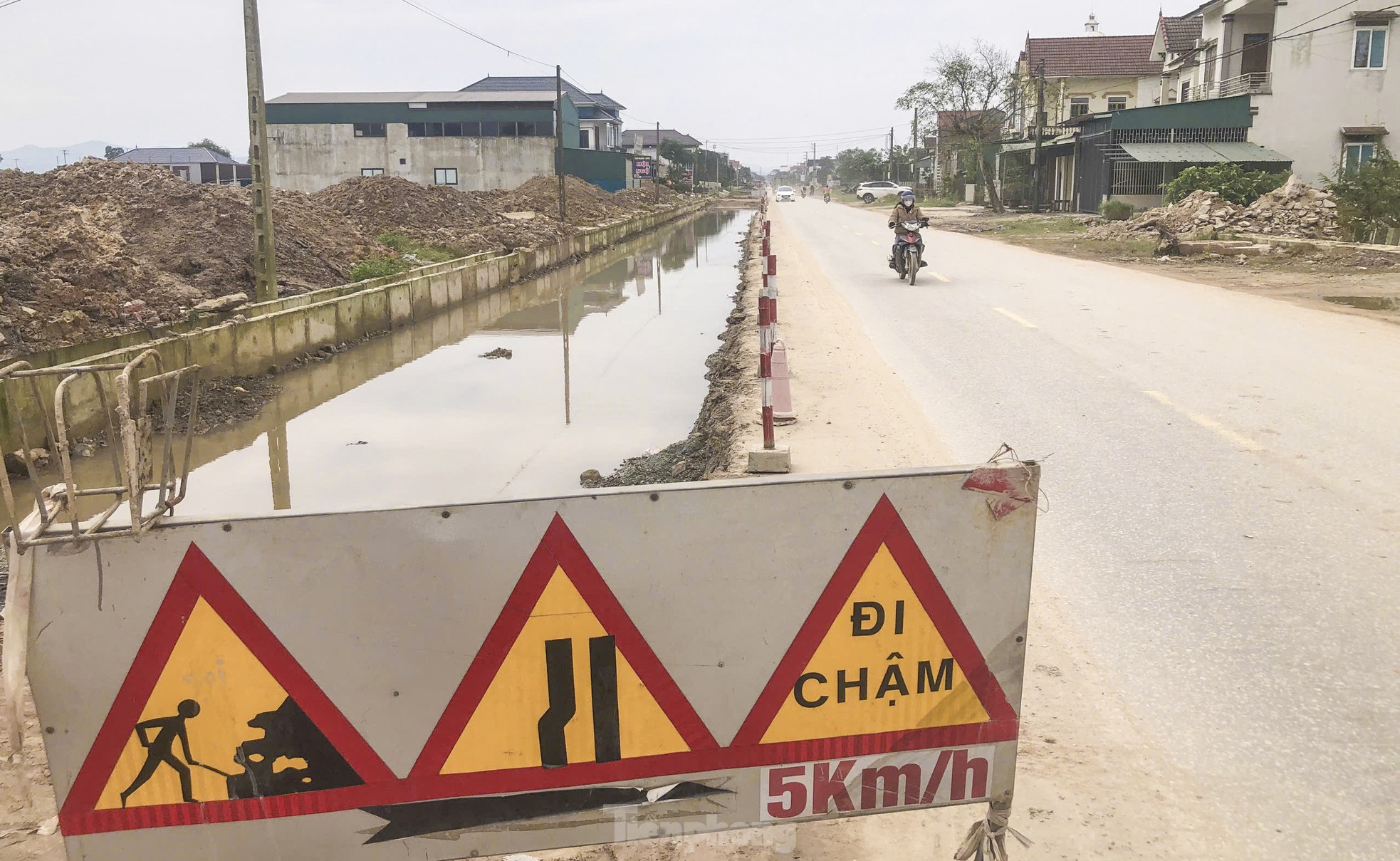 Dự án trọng điểm: Chỗ cấp tập thi công, nơi dở dang 'đứt đoạn'- Ảnh 23.