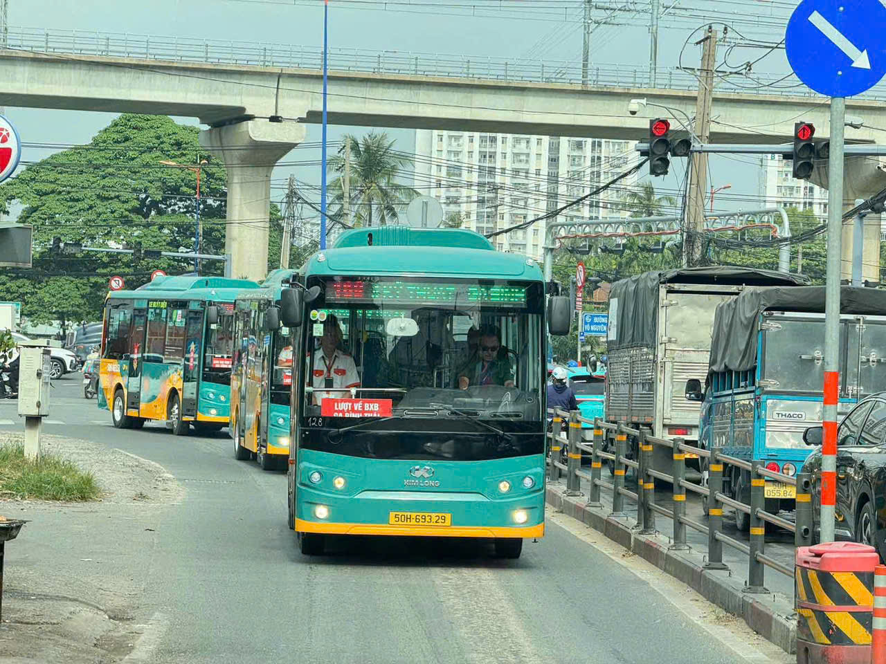 150 chiếc xe "sang xịn" đã lăn bánh, giúp kết nối tuyến metro 43.757 tỷ đồng, đắt và dài nhất Việt Nam- Ảnh 3.