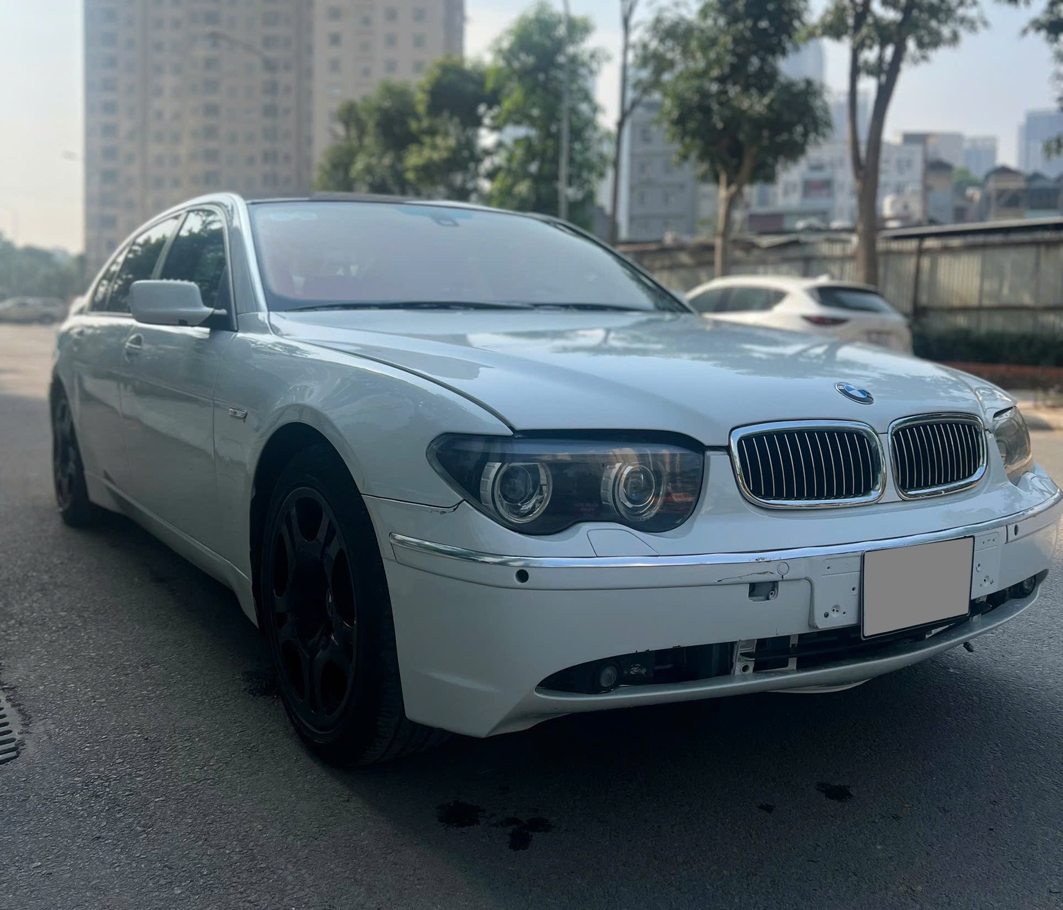 Rao BMW 7-Series 20 năm tuổi chỉ hơn 200 triệu, người bán khẳng định: Xe 'chạy phè phè', nhiều tiện nghi ngang xe sang hiện nay- Ảnh 2.