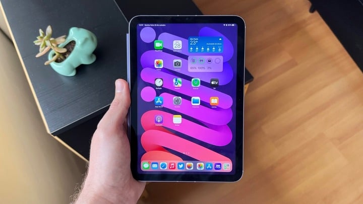 Nhiều mẫu iPad giảm giá dịp cuối năm, bỏ ra từ 7 triệu đồng đã có thể 'đập hộp'- Ảnh 2.