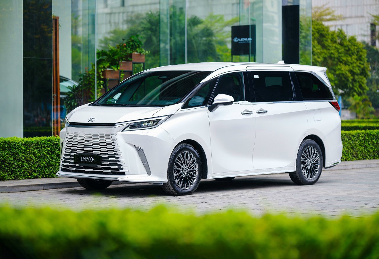 7 xe hybrid ra mắt Việt Nam 2024: 'Ăn xăng như ngửi' chỉ 1,4 lít/100km, nhiều nhất cũng chỉ 7,7 lít/100km- Ảnh 7.