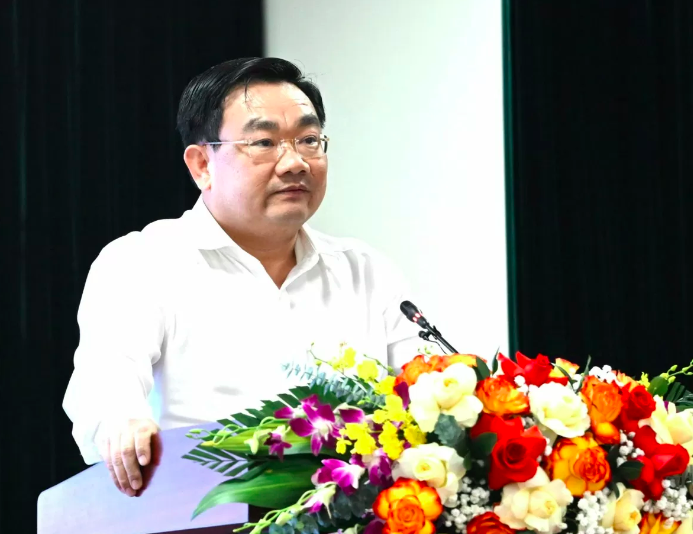 Lãnh đạo "thủ phủ" điện sạch xin gỡ vướng cho 14 dự án hưởng ưu đãi không đúng- Ảnh 1. Lãnh đạo "thủ phủ" điện sạch xin gỡ vướng cho 14 dự án hưởng ưu đãi không đúng- Ảnh 1.