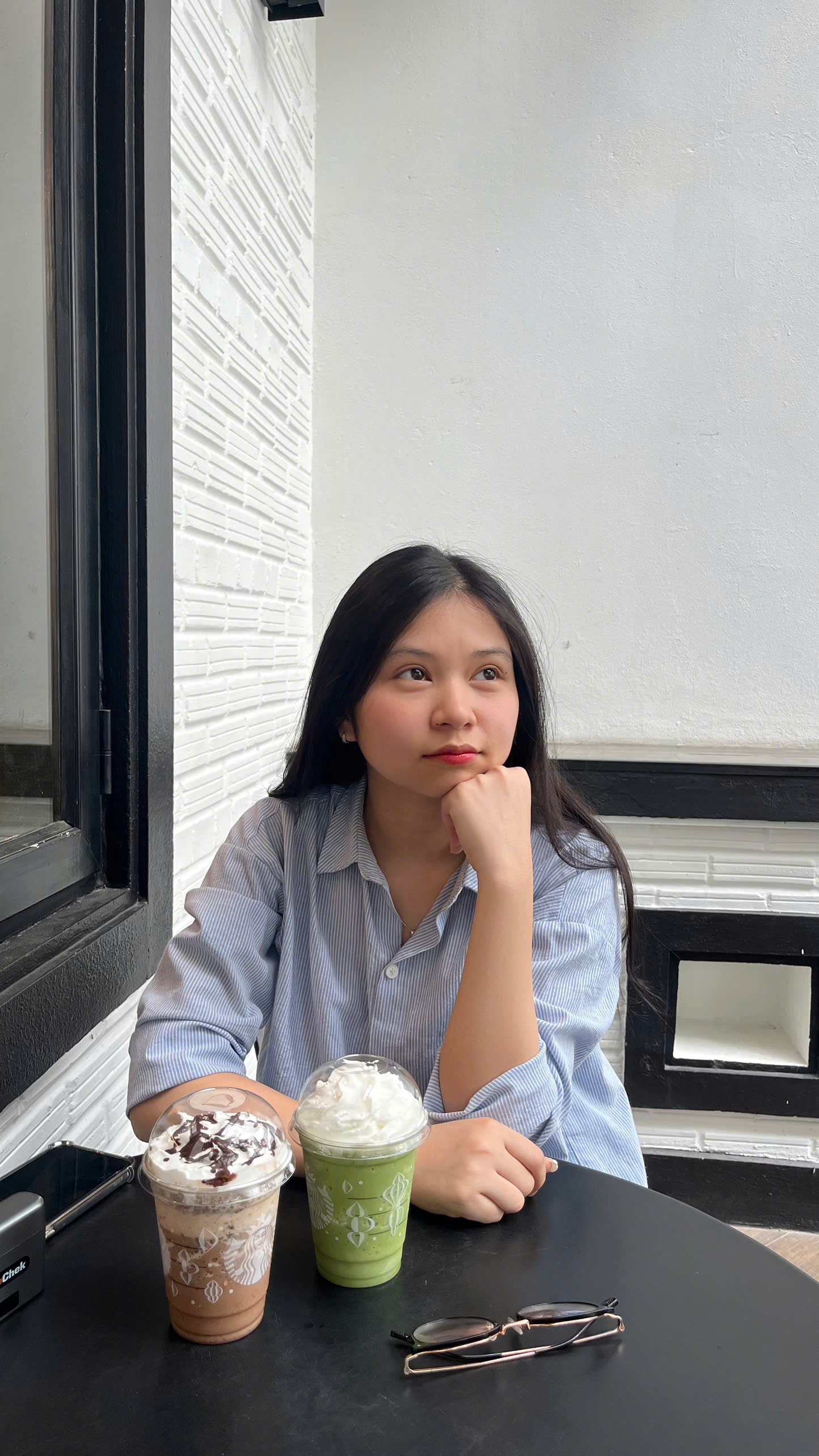 Phương Thử Việc - Gen Z làm được điều không tưởng khi sếp “xúi” quay clip, có bí kíp sinh tồn ở Hà Nội khi lương 3 triệu/tháng- Ảnh 9. Phương Thử Việc - Gen Z làm được điều không tưởng khi sếp “xúi” quay clip, có bí kíp sinh tồn ở Hà Nội khi lương 3 triệu/tháng- Ảnh 9.