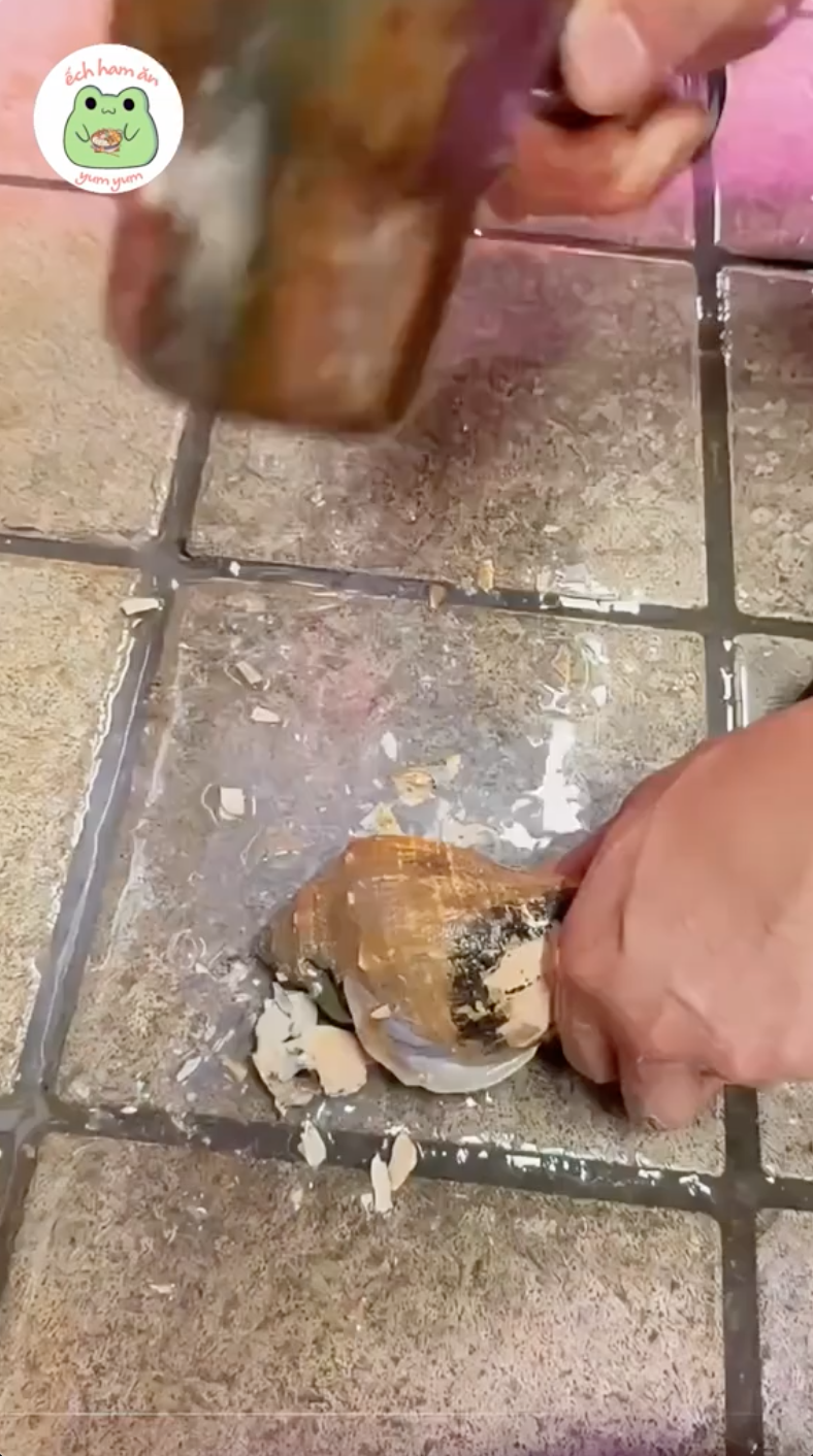 Dân mạng đòi truy lùng khu chợ Dân mạng đòi truy lùng khu chợ
