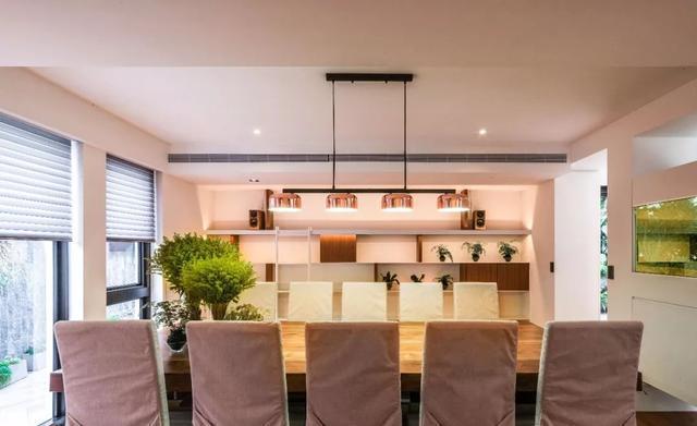 Vợ chồng U70 “không cho” con cái sống chung, chi 34 tỷ đồng xây nhà 300m2 thành nơi nghỉ hưu lý tưởng, đẹp từng ngóc ngách- Ảnh 7. Vợ chồng U70 “không cho” con cái sống chung, chi 34 tỷ đồng xây nhà 300m2 thành nơi nghỉ hưu lý tưởng, đẹp từng ngóc ngách- Ảnh 7.