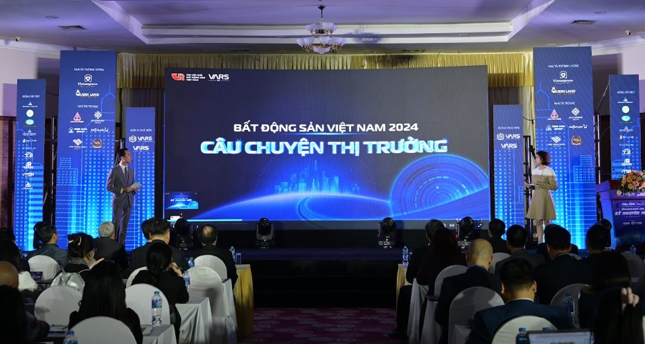 Diễn biến "lạ" của thị trường bất động sản Việt Nam năm 2024- Ảnh 1.