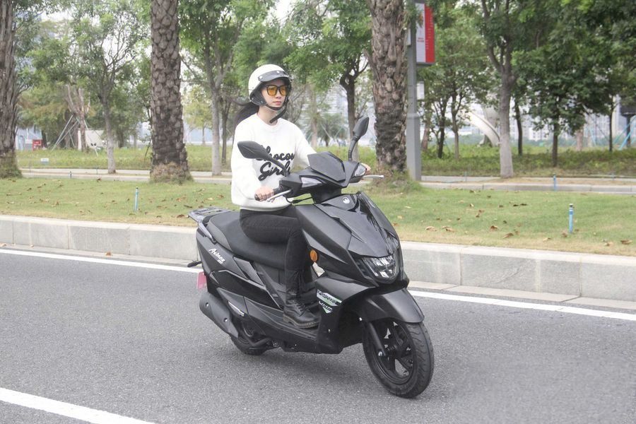 Xe ga 150cc 'dậy sóng' thị trường: Có 2 thứ trang bị xịn như Honda SH, giá quy đổi rẻ ngang Wave Alpha- Ảnh 1.