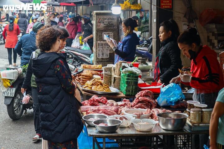 Thị trường mùng 1 cuối cùng của năm Giáp Thìn: Giá cau tăng gấp đôi- Ảnh 15.