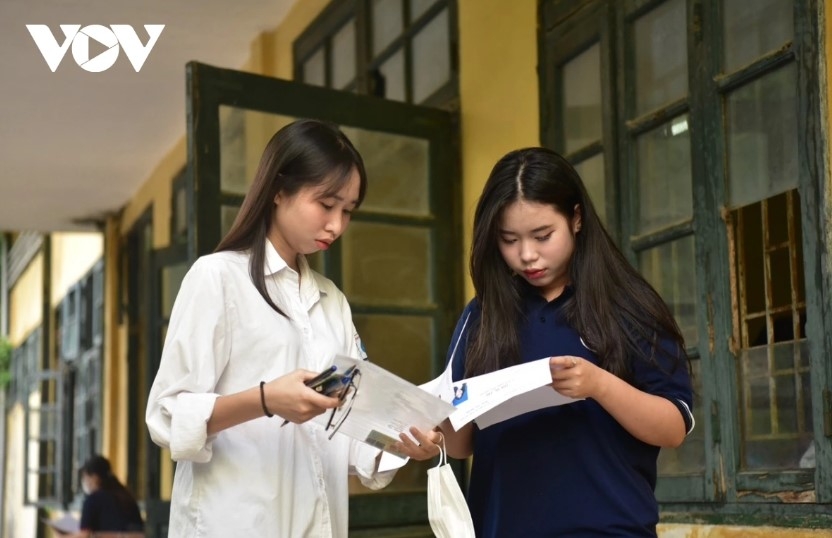 Loay hoay chờ “chốt” phương án thi vào lớp 10 năm 2025- Ảnh 1. Loay hoay chờ “chốt” phương án thi vào lớp 10 năm 2025- Ảnh 1.