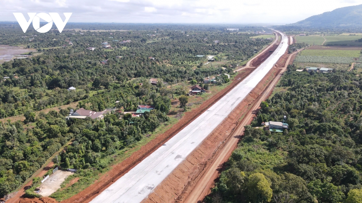 Cao tốc Khánh Hoà - Buôn Ma Thuột bứt tốc để sớm về đích- Ảnh 10.