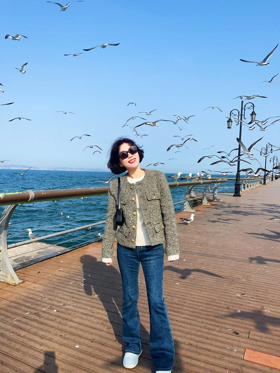 Phụ nữ trung niên nên chọn trang phục theo quy tắc 