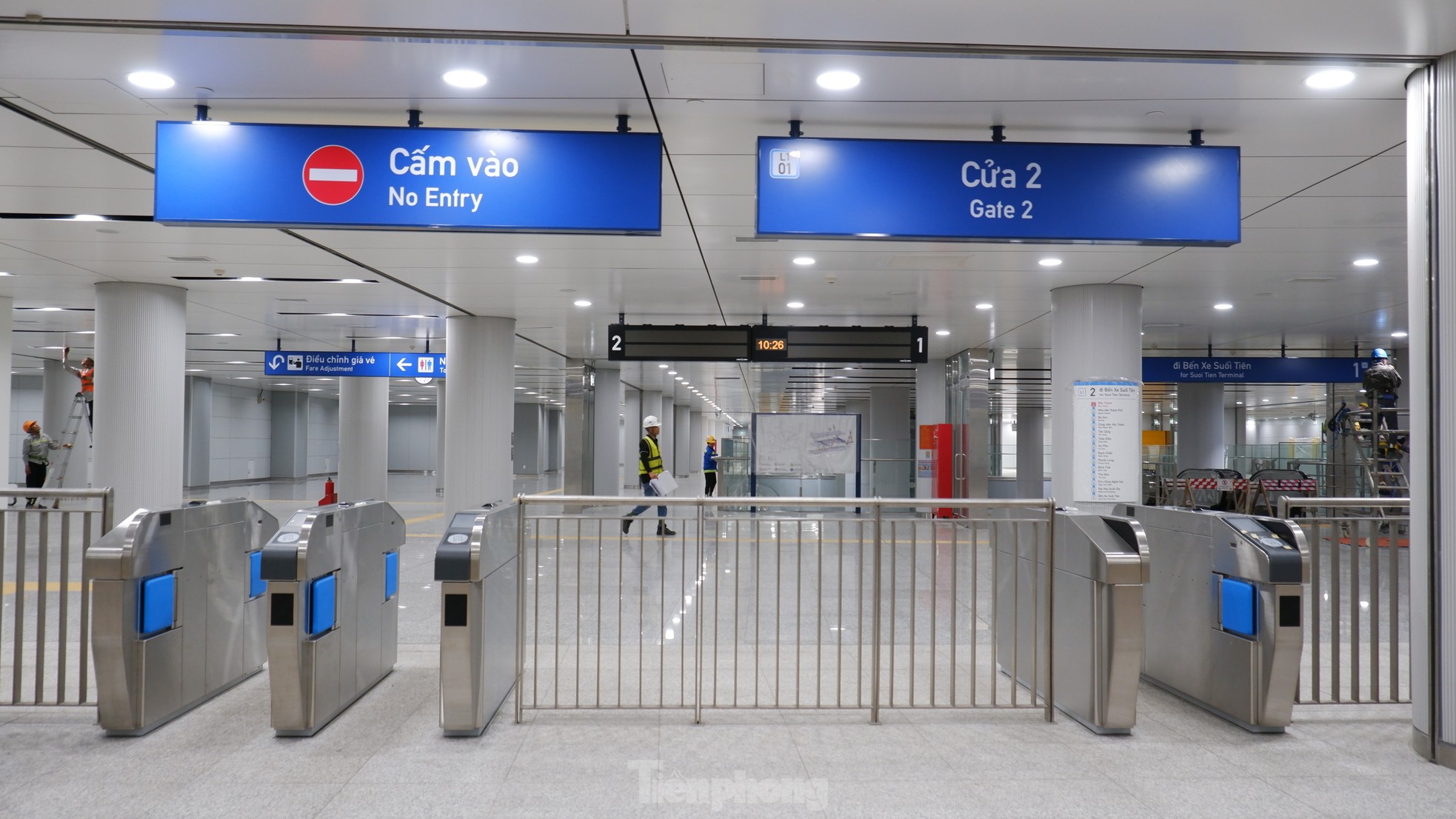 Cận cảnh ga ngầm lớn nhất tuyến metro số 1 cùng giếng trời hình hoa sen cao 6m- Ảnh 11.