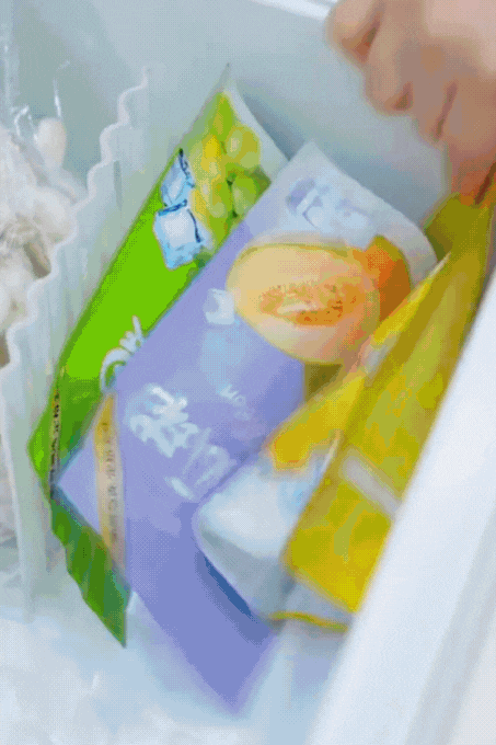 "Mê mẩn" cách bà nội trợ này sắp xếp đồ ăn trong tủ lạnh: Có mua cả chợ về cũng dư sức "cân" hết- Ảnh 6. "Mê mẩn" cách bà nội trợ này sắp xếp đồ ăn trong tủ lạnh: Có mua cả chợ về cũng dư sức "cân" hết- Ảnh 6.