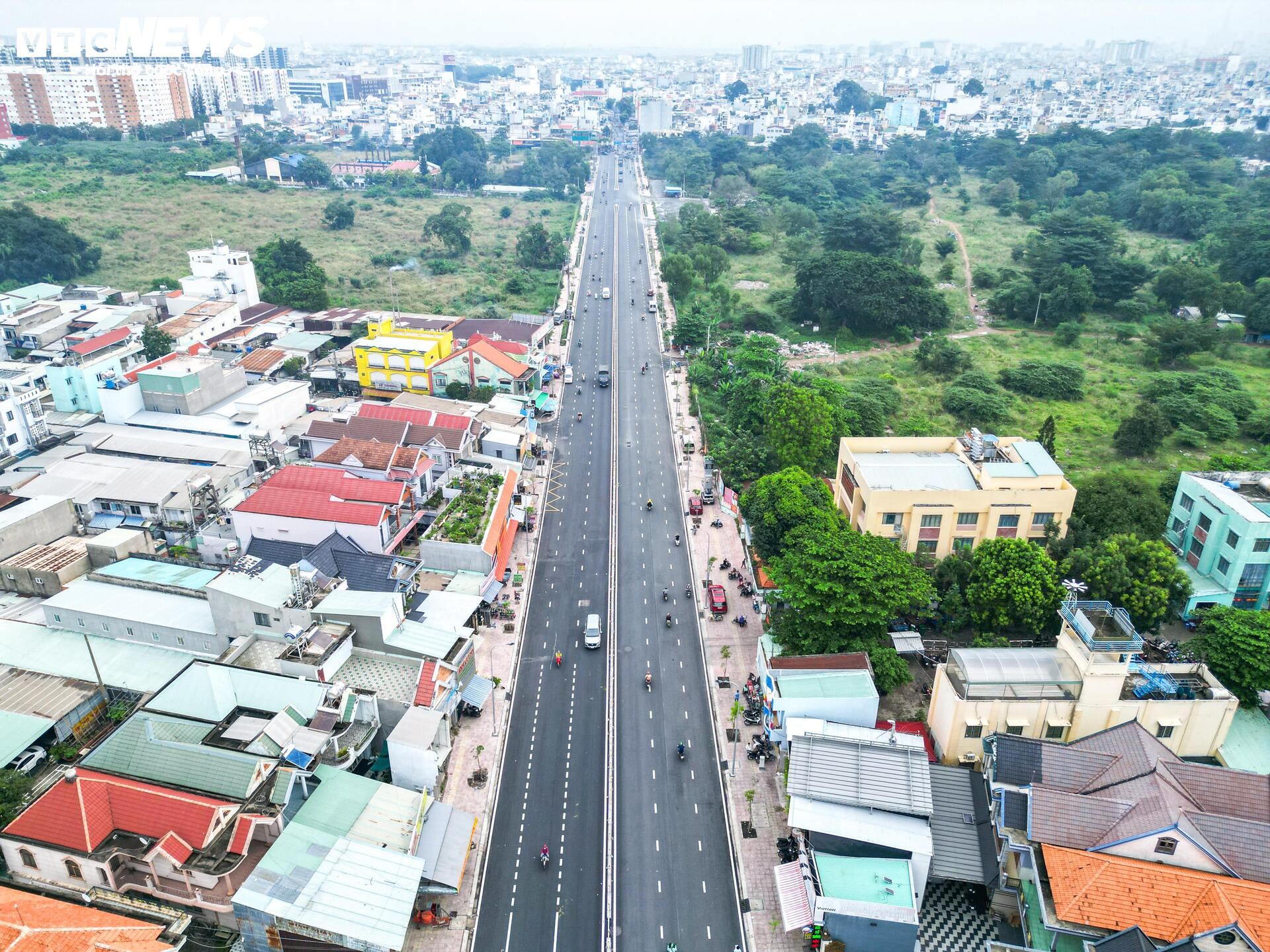 Diện mạo mới đường kết nối sân bay Tân Sơn Nhất trước ngày thông xe- Ảnh 16.