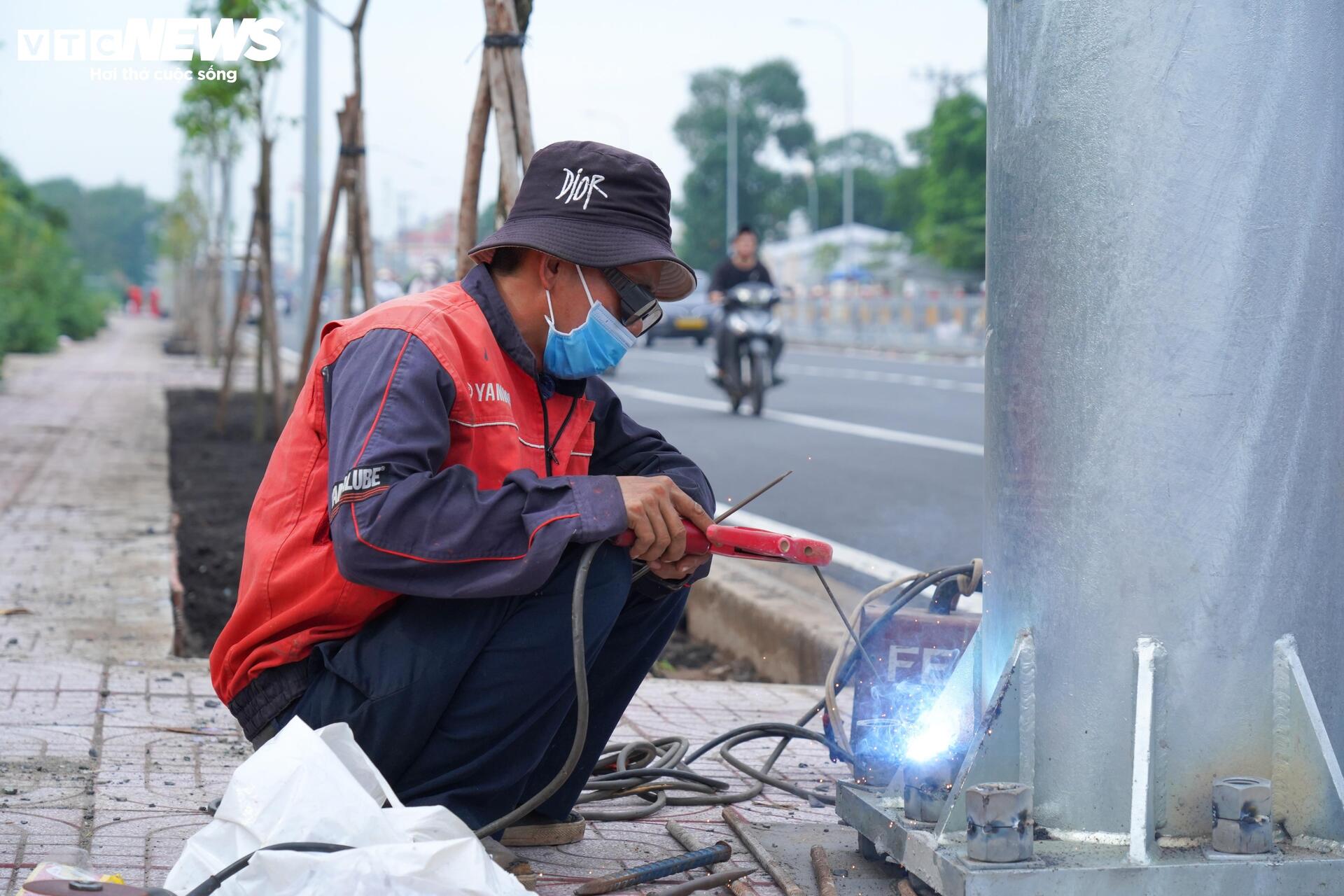 Diện mạo mới đường kết nối sân bay Tân Sơn Nhất trước ngày thông xe- Ảnh 3.