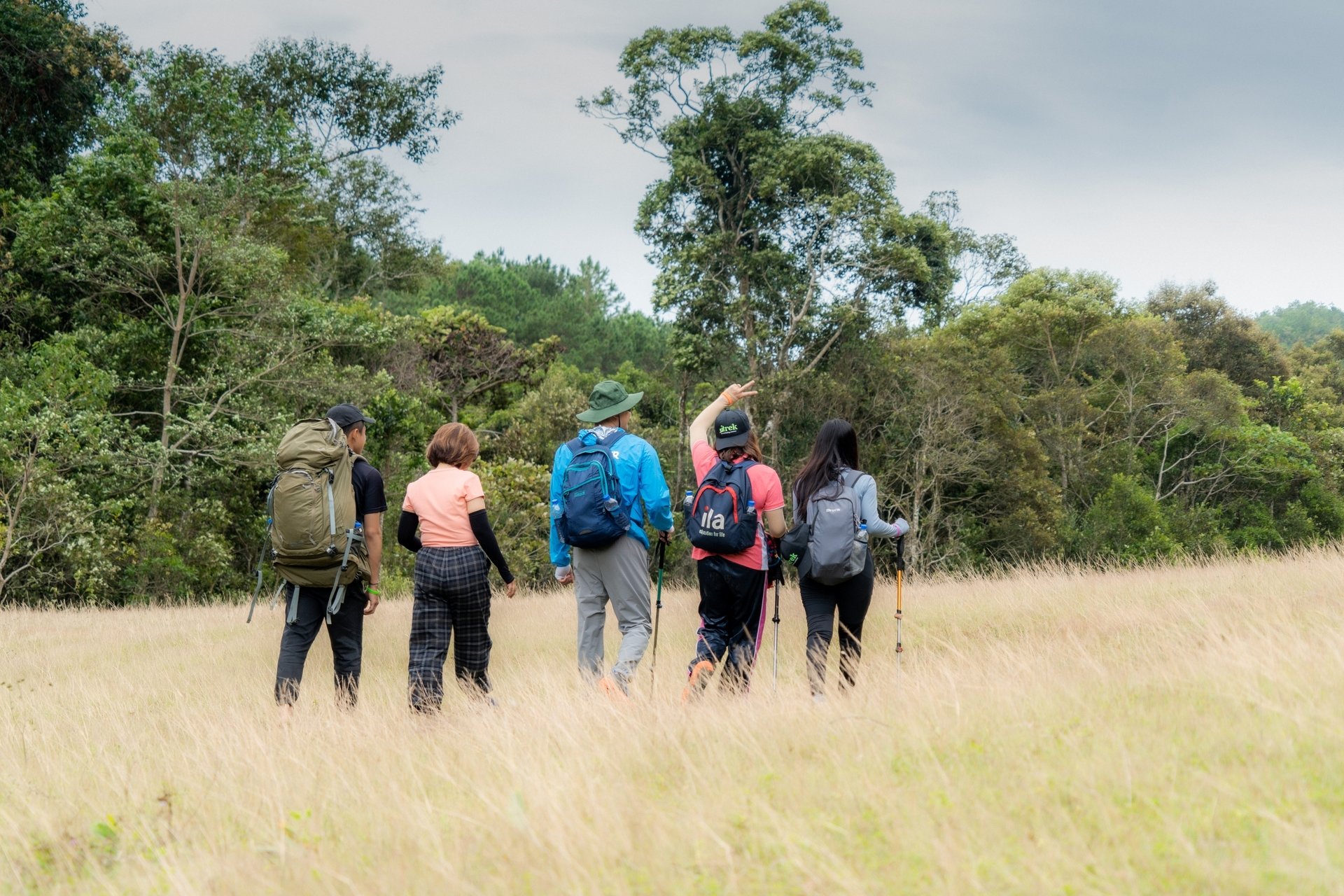 Trải nghiệm cung đường trekking đẹp nhất Việt Nam mùa cỏ cháy- Ảnh 6. Trải nghiệm cung đường trekking đẹp nhất Việt Nam mùa cỏ cháy- Ảnh 6.