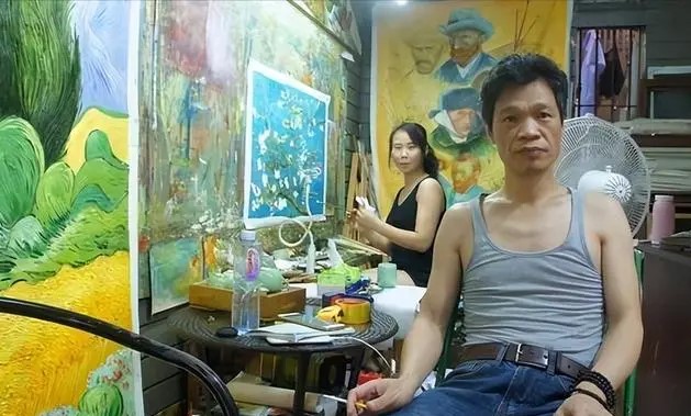 Thợ vẽ tranh kiếm được tiền tỷ nhờ vào bán &quot;hàng giả&quot;, cầm cọ 20 năm mới thực sự thức tỉnh, được mệnh danh là &quot;Van Gogh Trung Quốc&quot; - Ảnh 6.