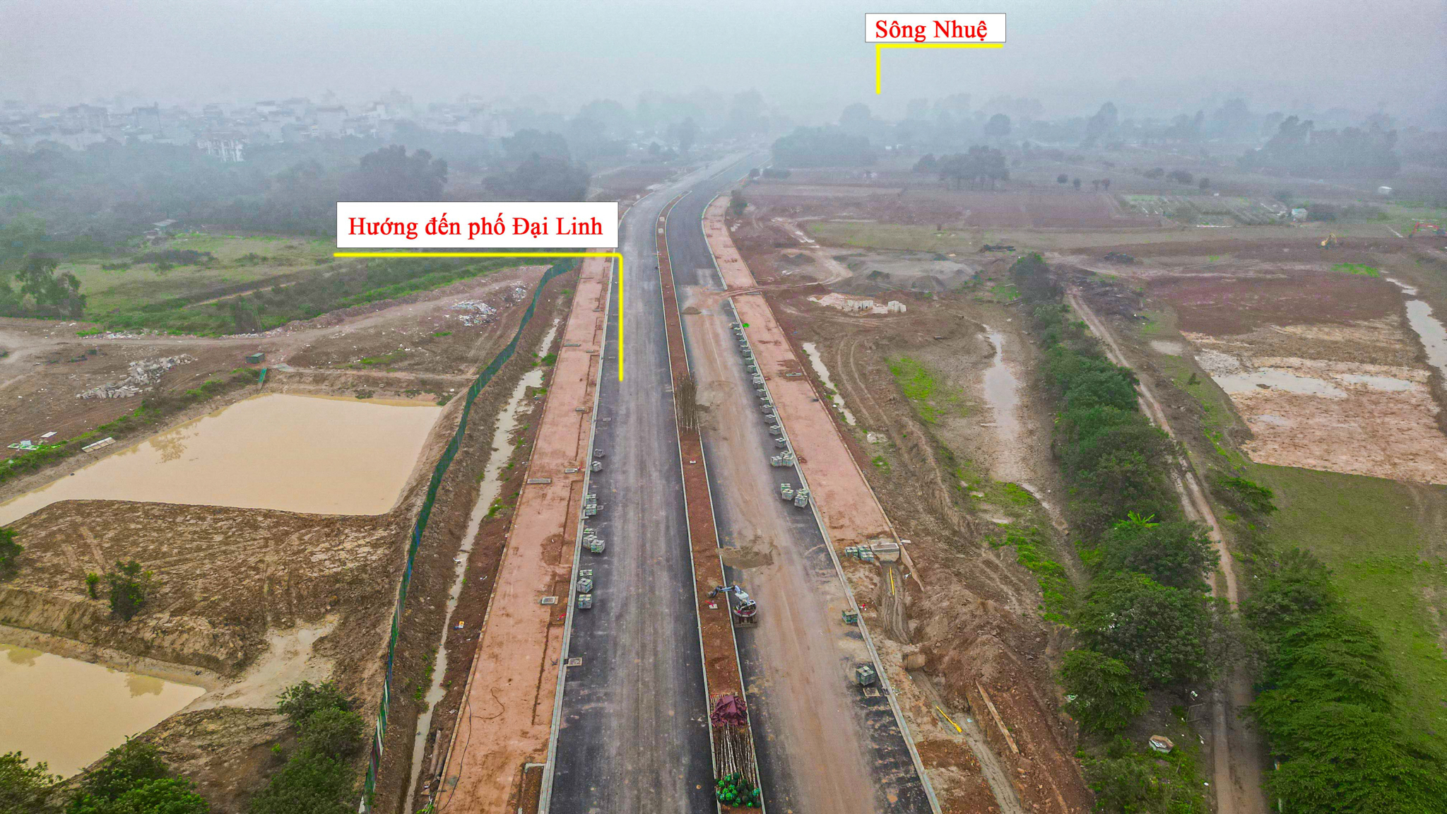 Con đường dài chưa đến 3 km đi qua hàng loạt dự án lớn, nằm giữa 2 tuyến đường nghìn tỷ, dự kiến sắp thông xe - Ảnh 3.
