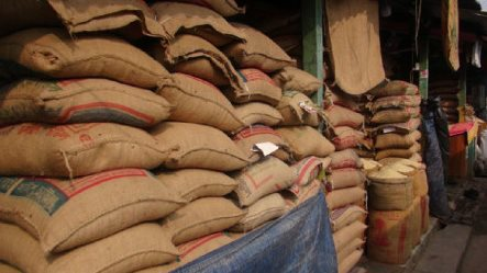 5 doanh nghiệp Việt vừa trúng gói thầu lớn 500.000 tấn gạo của Indonesia - Ảnh 1.