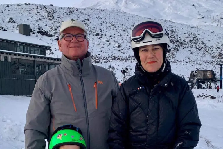 Sau chuyến bay "ác mộng" 13 tiếng, cặp vợ chồng được hãng hàng không hoàn trả hơn 30 triệu đồng - Ảnh 1.