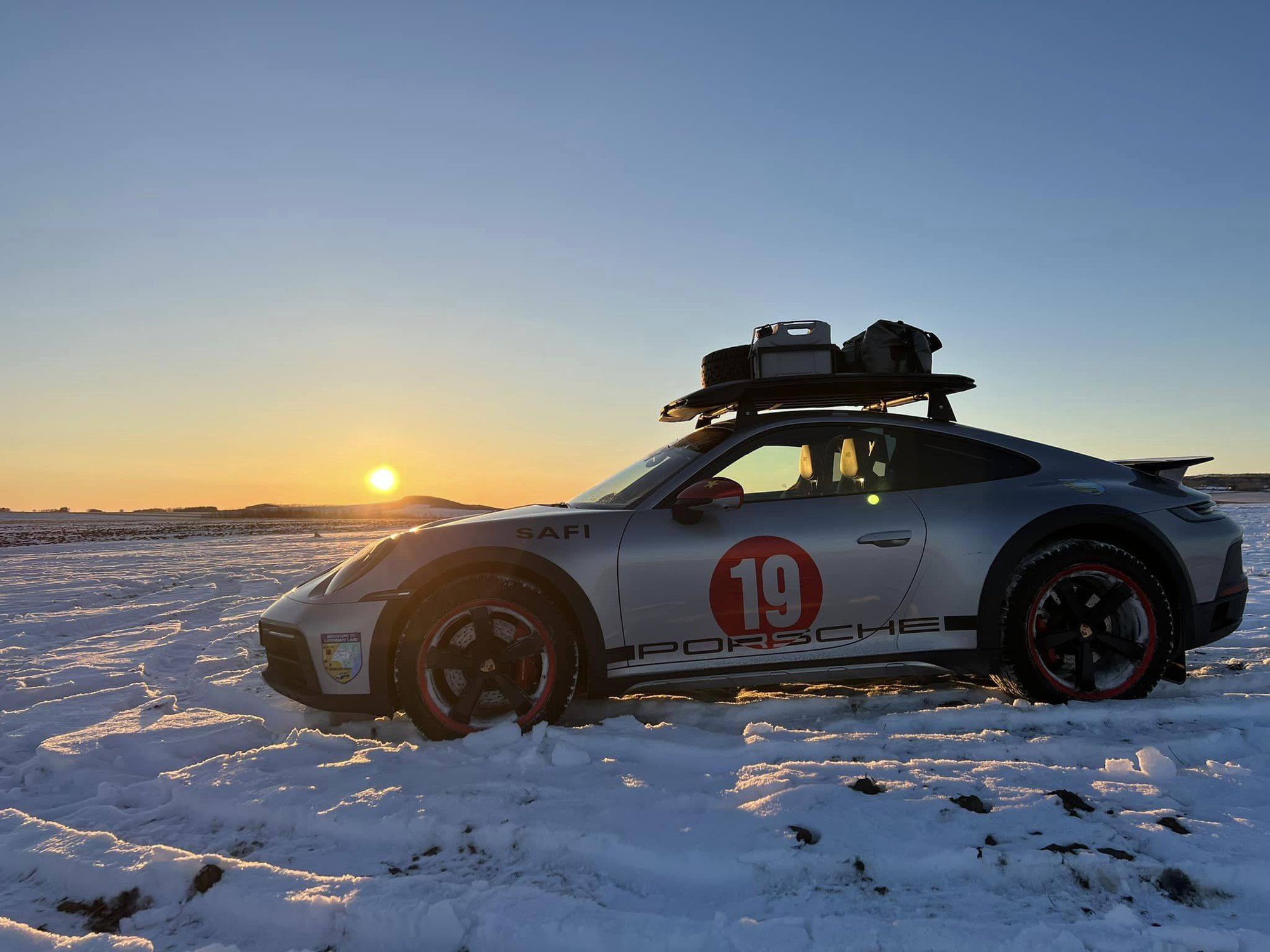 Chủ xe Porsche 911 Dakar: Từ bức ảnh trên Facebook tới quyết định mua xe và chuyến phượt hơn 33.000km từ Việt Nam tới Mông Cổ- Ảnh 35.
