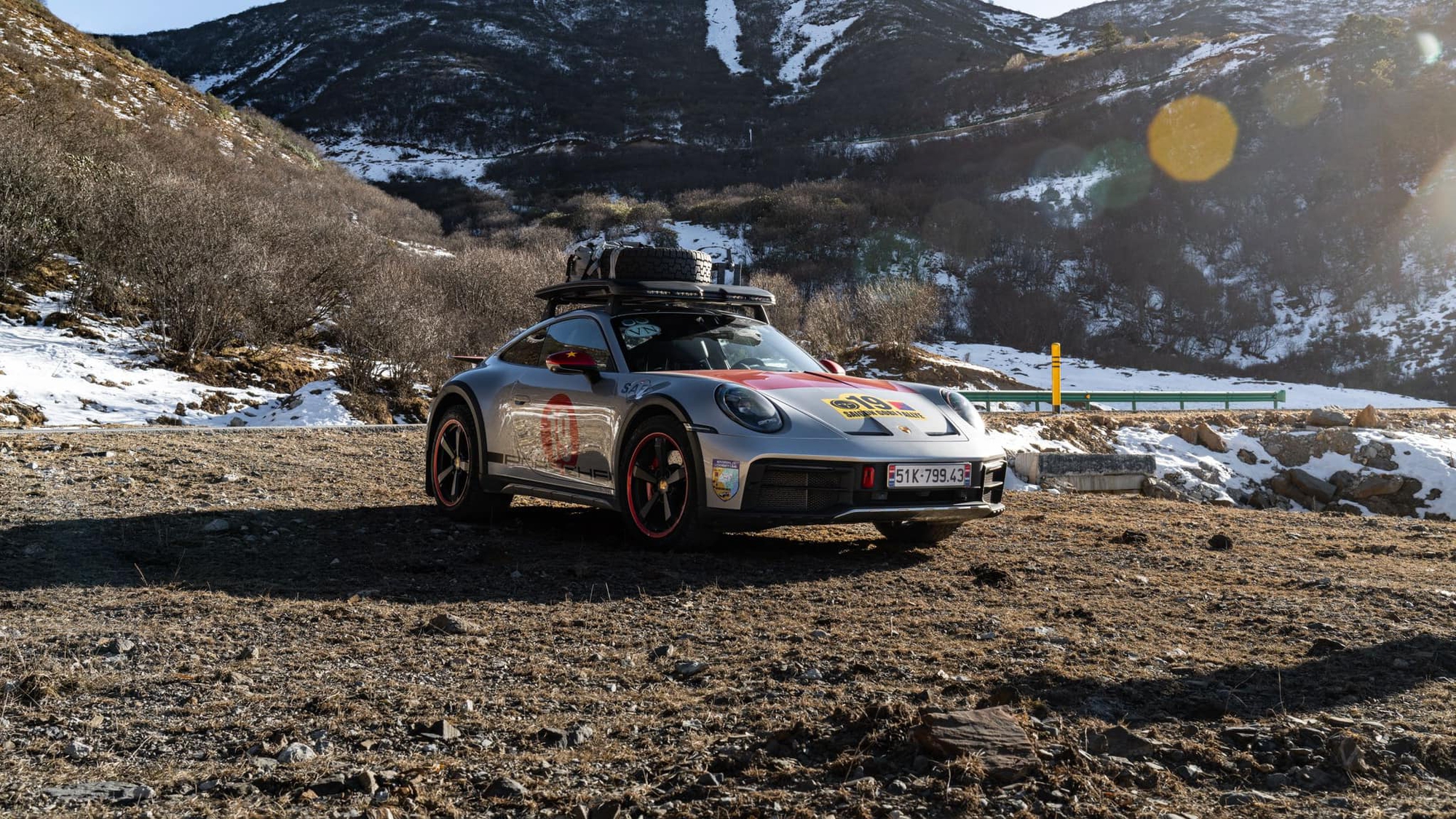 Chủ xe Porsche 911 Dakar: Từ bức ảnh trên Facebook tới quyết định mua xe và chuyến phượt hơn 33.000km từ Việt Nam tới Mông Cổ- Ảnh 9.