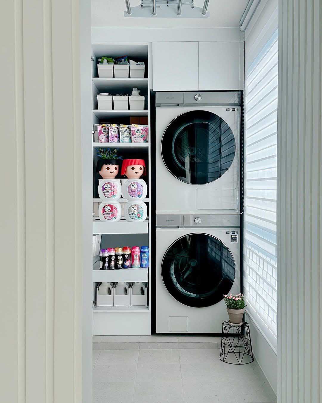 Phòng giặt 3m2 được mẹ đảm ở Hàn Quốc sắp xếp lại vô cùng tinh tế- Ảnh 1.
