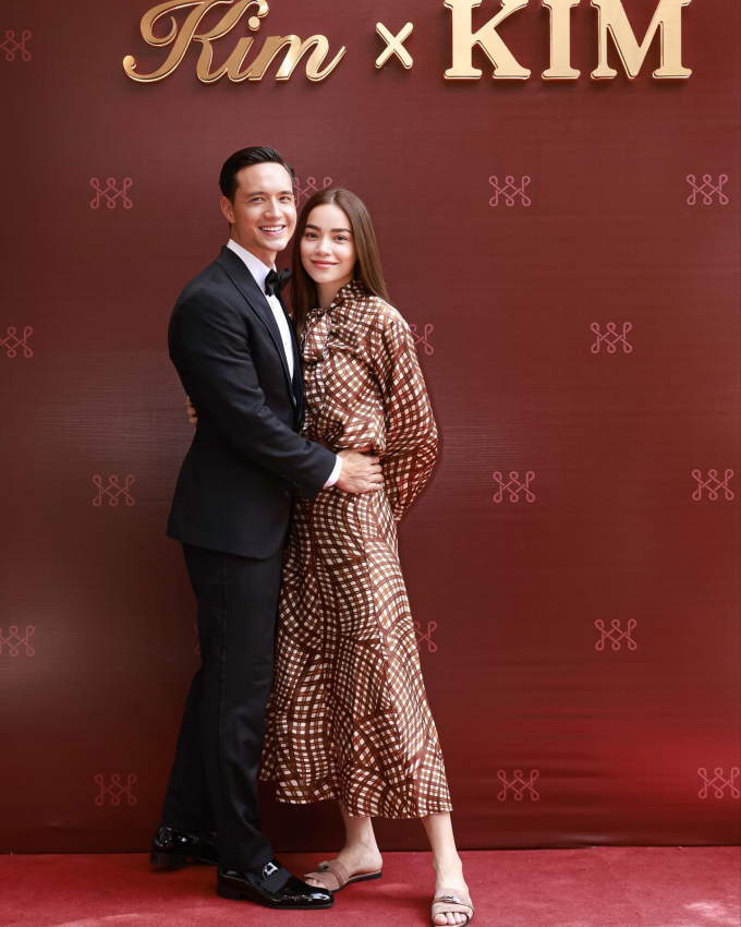 4 cặp đôi Việt có phong cách thời trang sành điệu, ngọt ngào mọi lúc mọi nơi- Ảnh 9.