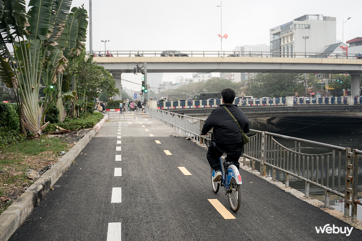 Mùng 3 tập thể dục 'tiêu bánh chưng': Trải nghiệm phố xe đạp đầu tiên tại Hà Nội- Ảnh 13.
