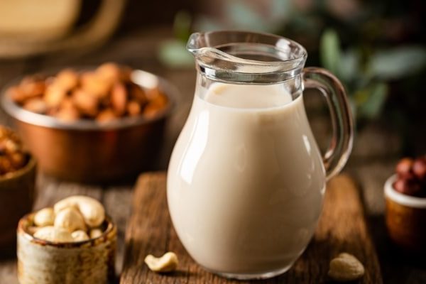 4 loại sữa giúp kiểm soát đường huyết hiệu quả, chắc khỏe xương lại bổ tim mạch: Có bán ở Việt Nam- Ảnh 2.