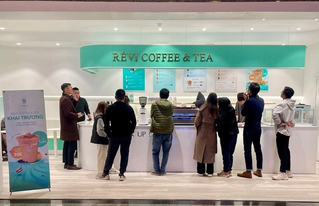 Cựu CEO GoViet gọi vốn mở chuỗi cà phê: 6 tháng tuổi có 8 cửa hàng, tìm ngách trong những tòa văn phòng đắt đỏ nhất Việt Nam- Ảnh 2.